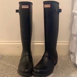 Black Hunter rain boots size 9